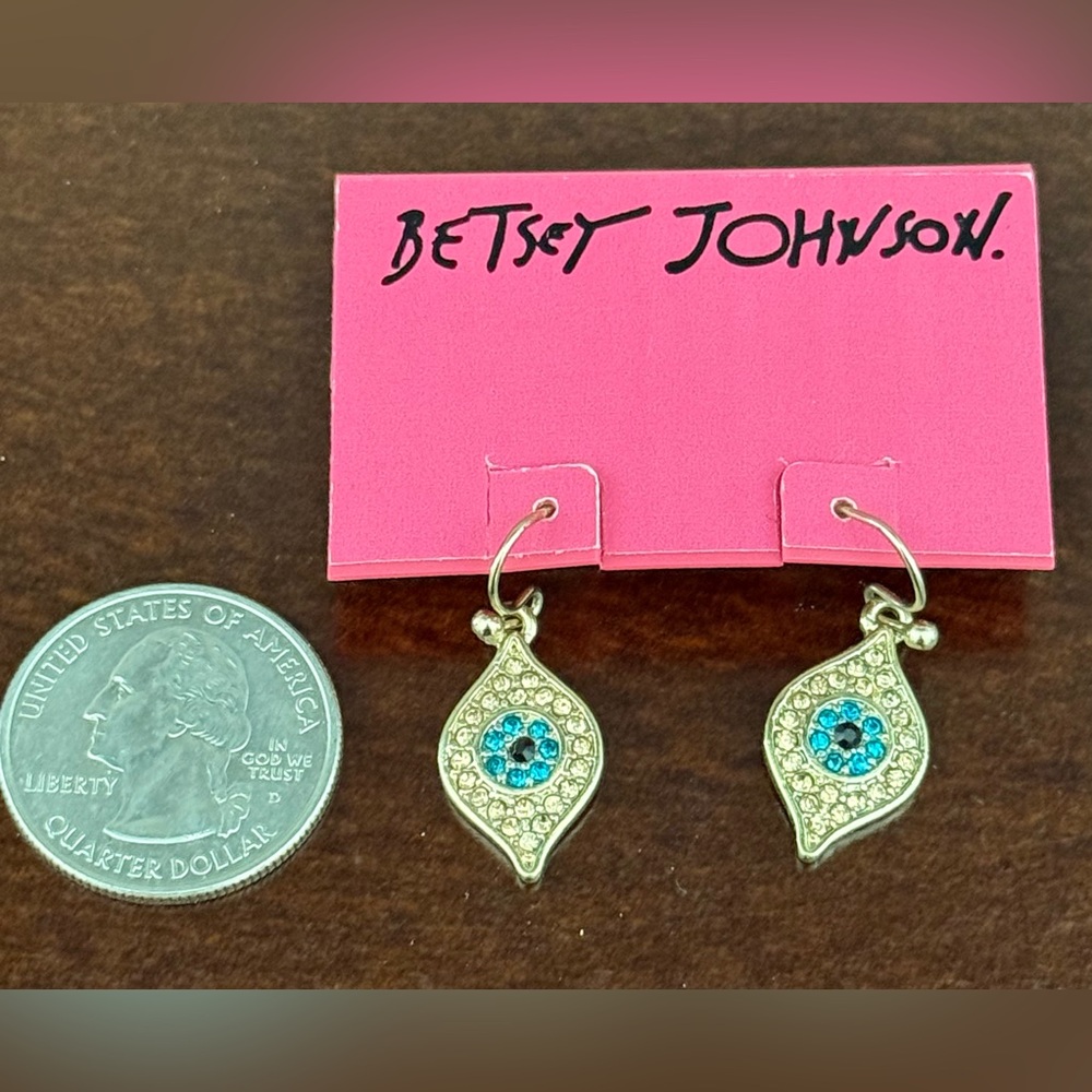 Betsey Johnson Gold Evil Eye 🧿Earrings - Picture 3 of 3
